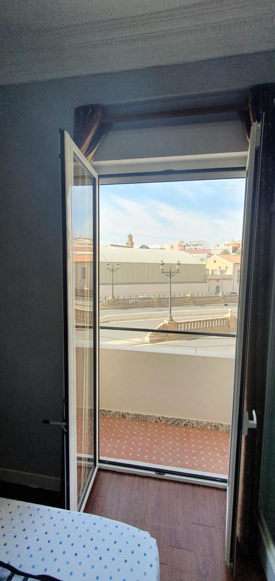 Habitacion Cerca Del Centro Valencia Eksteriør billede